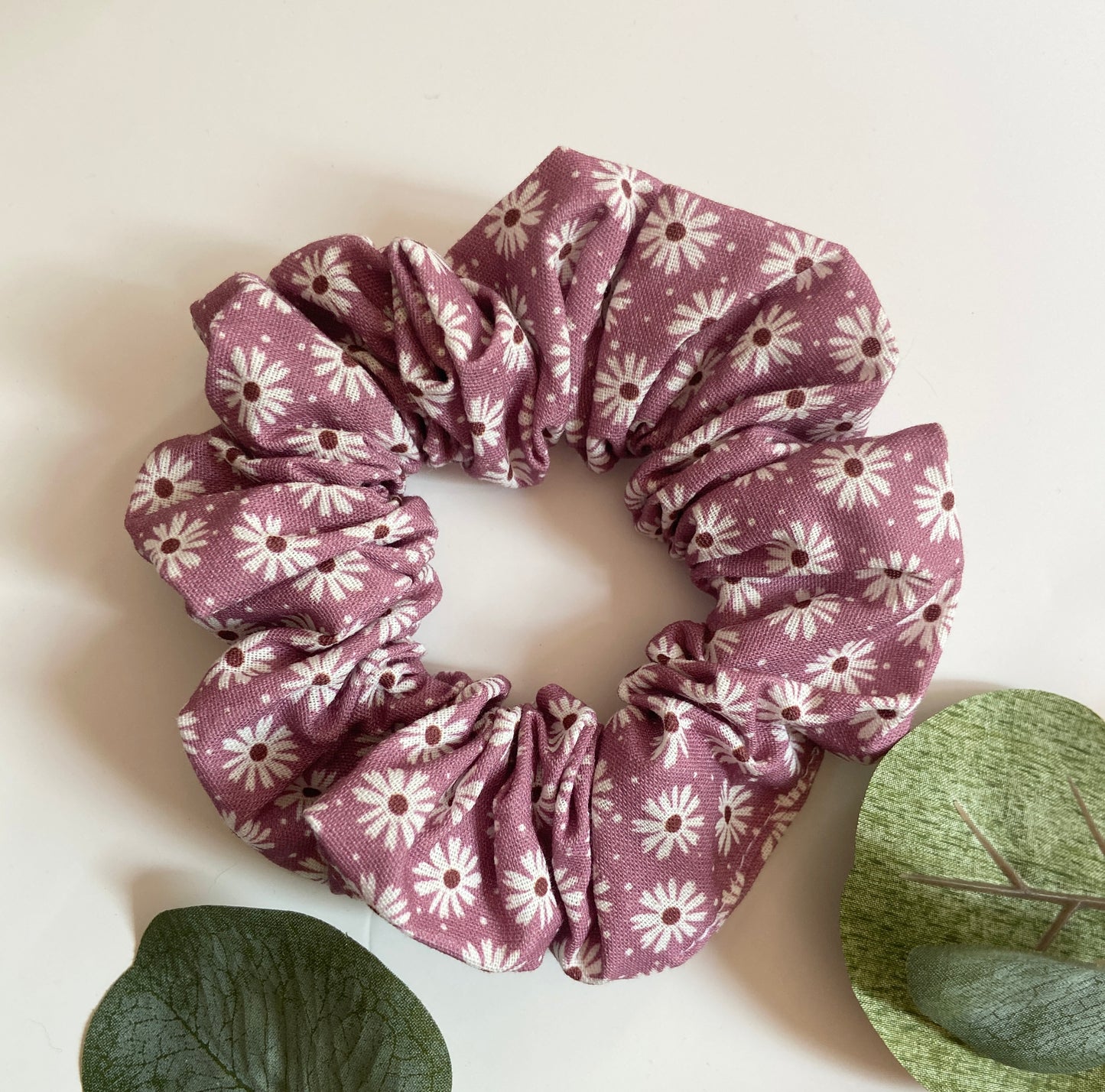Mauve daisies