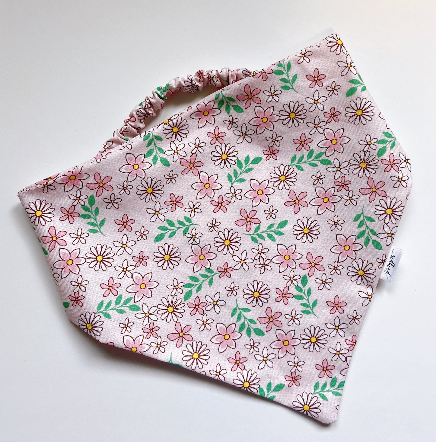 Pink & White daisies
