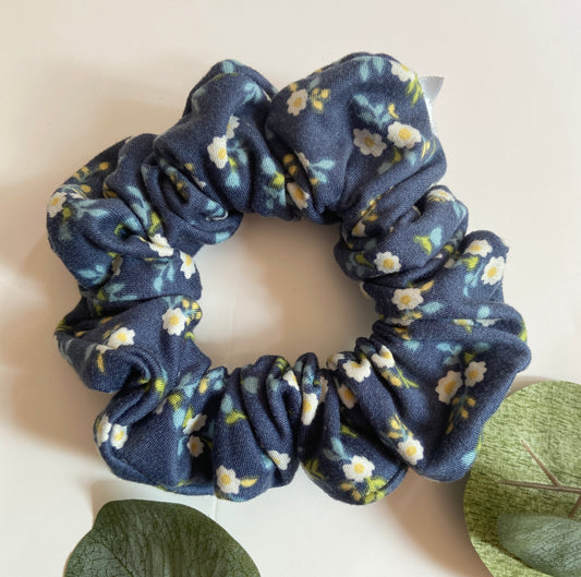 Blue Daisy